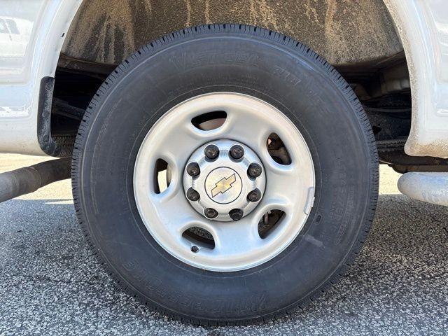 2024 Chevrolet Express Cargo 2500 Base