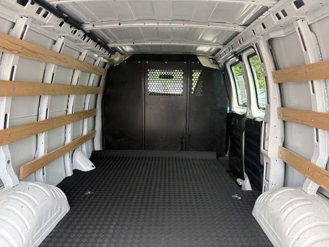 2025 Chevrolet Express Cargo Base