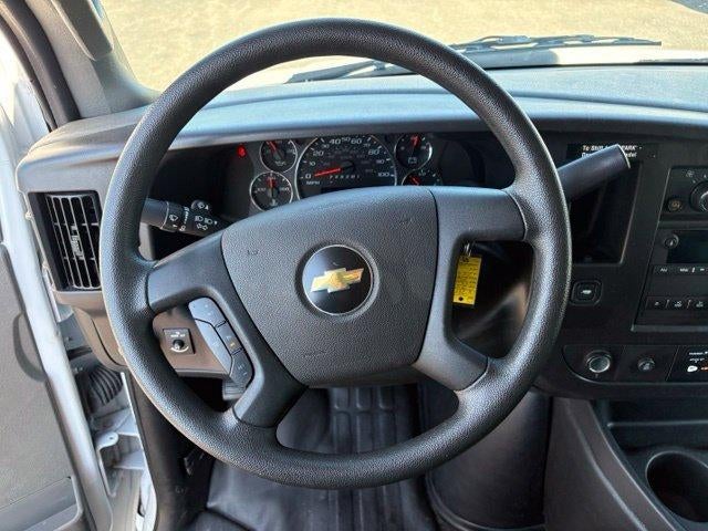 2025 Chevrolet Express Cargo Base