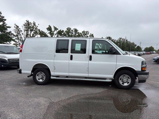 2025 Chevrolet Express Cargo Base