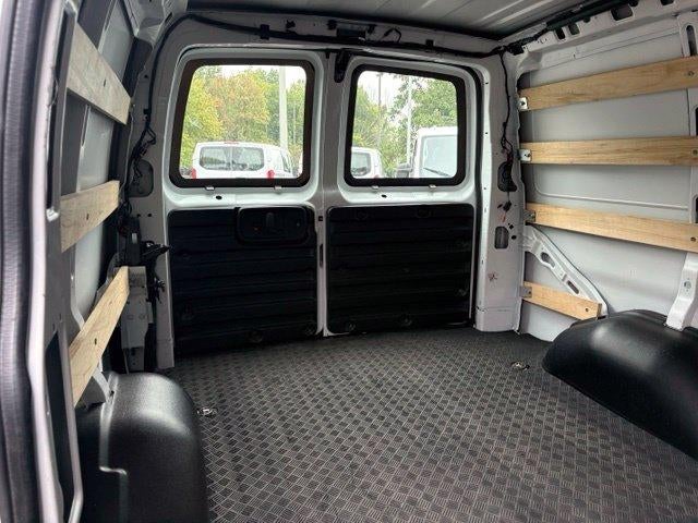 2025 Chevrolet Express Cargo Base