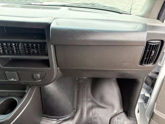 2025 Chevrolet Express Cargo Base