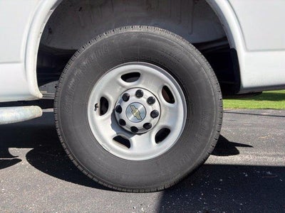 2025 Chevrolet Express Cargo Base