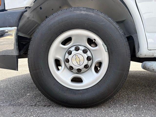2024 Chevrolet Express Cargo 2500 Base