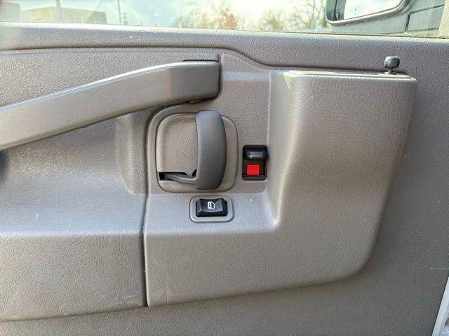 2024 Chevrolet Express Cargo 2500 Base