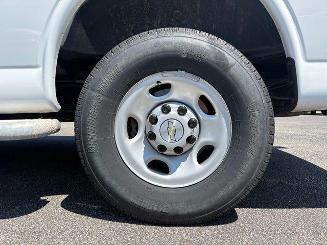 2024 Chevrolet Express Cargo 2500 Base