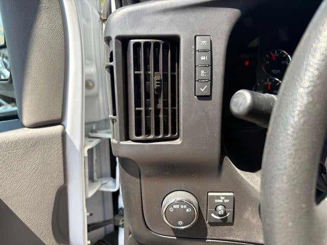 2024 Chevrolet Express Cargo 2500 Base