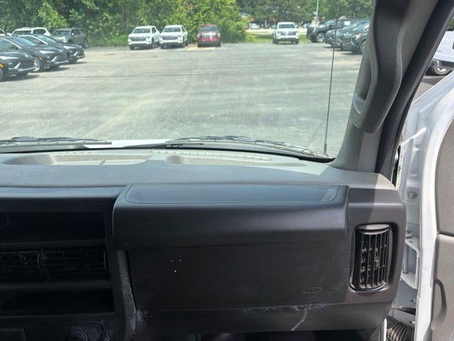 2025 Chevrolet Express Cargo Base