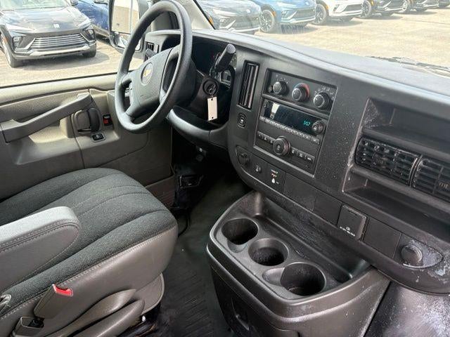 2025 Chevrolet Express Cargo Base