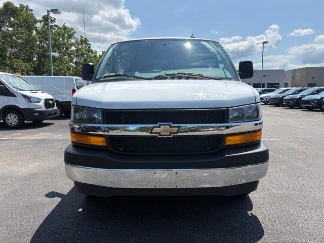 2025 Chevrolet Express Cargo Base