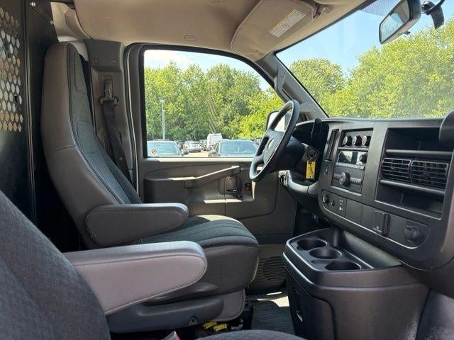 2025 Chevrolet Express Cargo Base