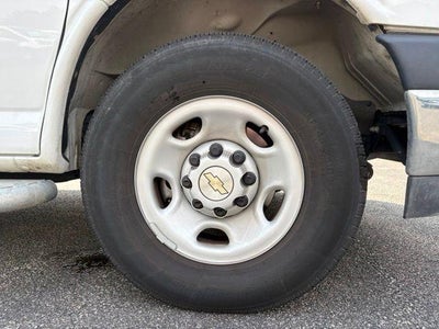 2025 Chevrolet Express Cargo Base