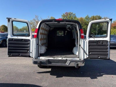 2025 Chevrolet Express Cargo Base