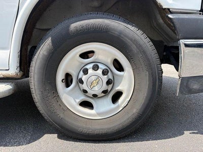 2025 Chevrolet Express Cargo Base