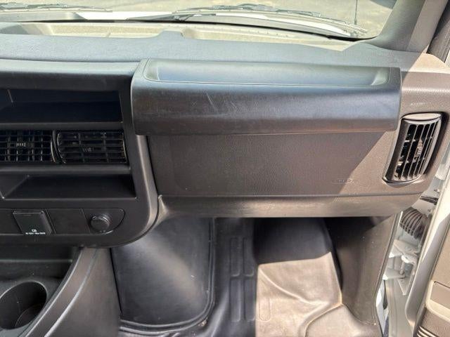 2025 Chevrolet Express Cargo Base