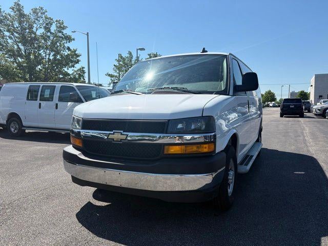 2024 Chevrolet Express 2500 Work Van HD's photo
