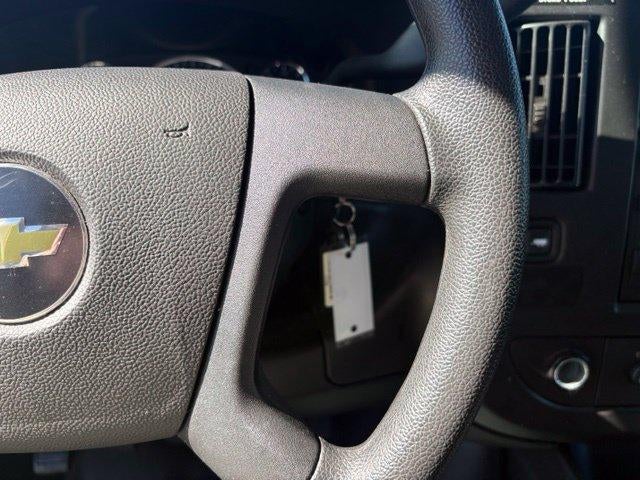 2025 Chevrolet Express Cargo Base