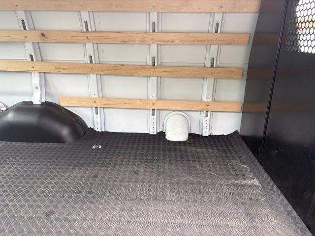 2025 Chevrolet Express Cargo Base