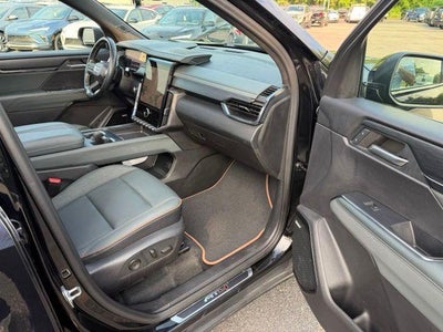 2024 GMC Acadia AWD AT4