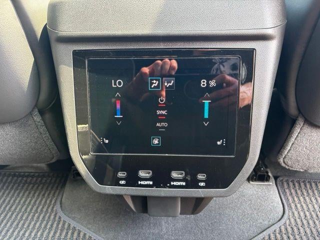 2025 GMC Yukon Denali Ultimate