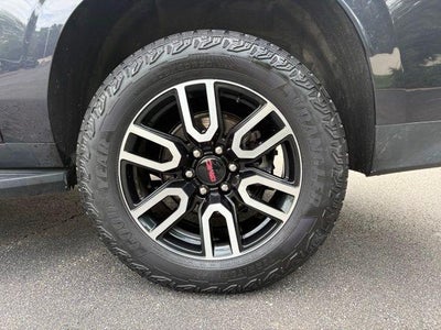 2023 GMC Yukon XL AT4
