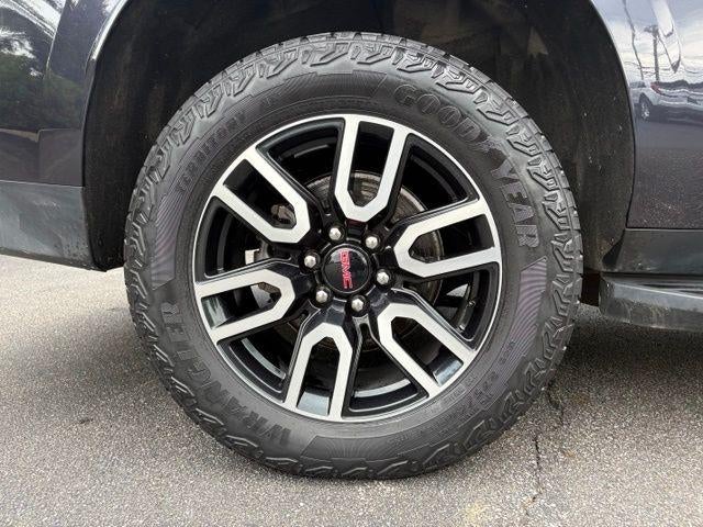 2023 GMC Yukon XL AT4