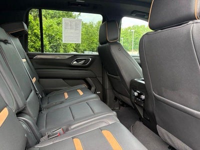 2023 GMC Yukon XL AT4