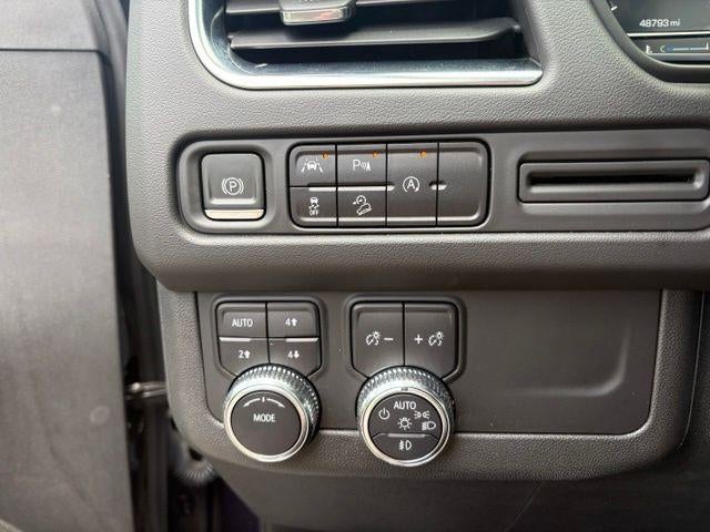 2023 GMC Yukon XL AT4