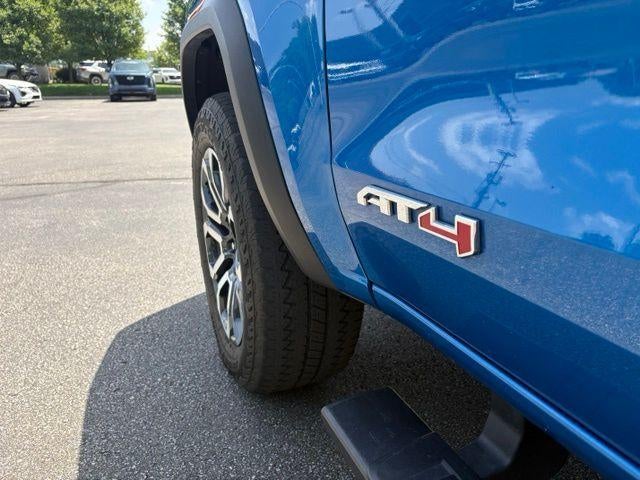 2023 GMC Canyon 4WD AT4