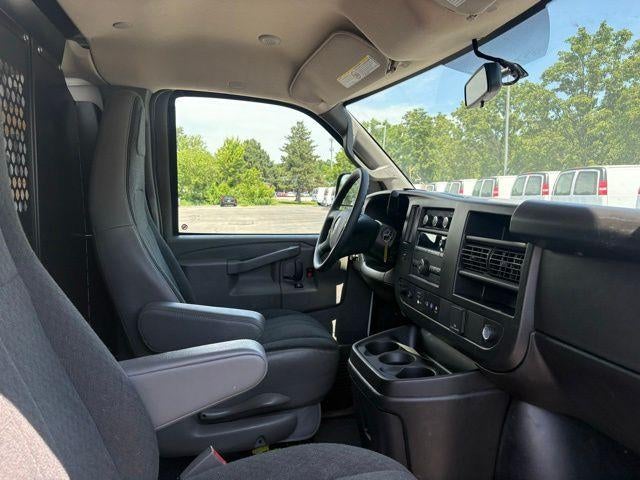 2024 GMC Savana Cargo 2500 Base