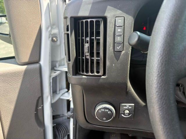 2024 GMC Savana Cargo 2500 Base