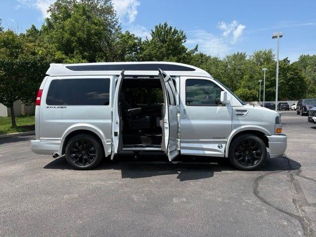 2024 GMC Savana Cargo 2500 Base