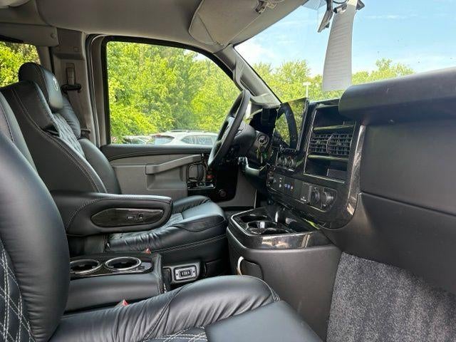 2024 GMC Savana Cargo 2500 Base