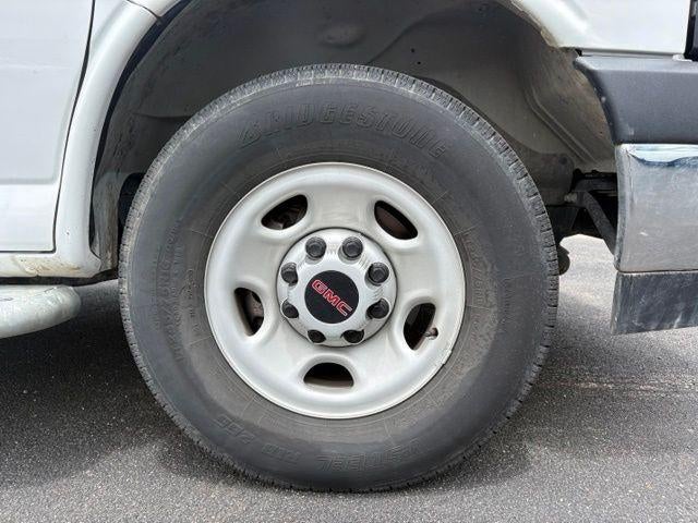 2024 GMC Savana Cargo 2500 Base