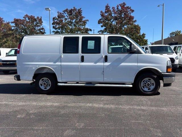 2025 GMC Savana Cargo Base