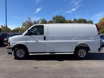 2025 GMC Savana Cargo Base