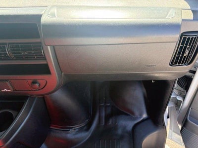 2025 GMC Savana Cargo Base