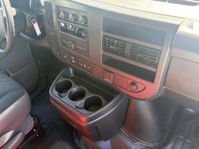2025 GMC Savana Cargo Base