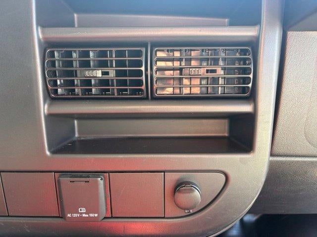 2025 GMC Savana Cargo Base