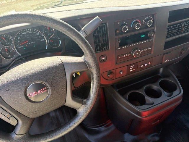 2025 GMC Savana Cargo Base