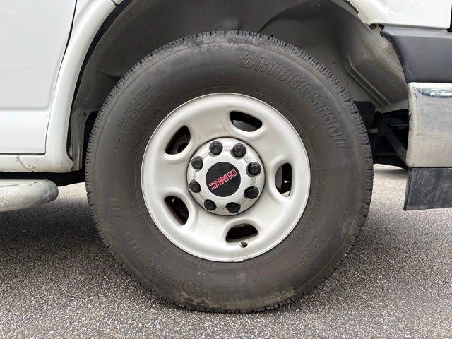 2024 GMC Savana Cargo 2500 Base