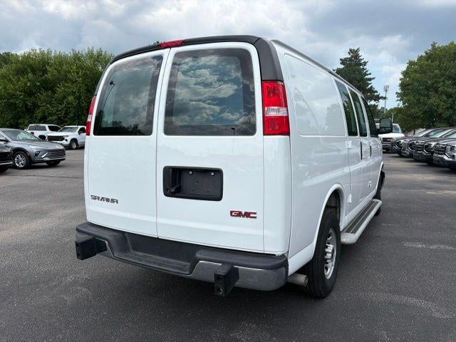 2025 GMC Savana Cargo Base