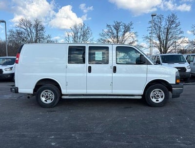 2024 GMC Savana Cargo 2500 Base