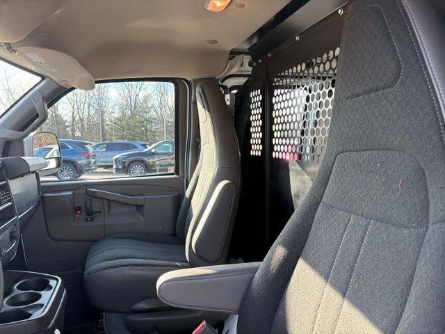 2024 GMC Savana Cargo 2500 Base