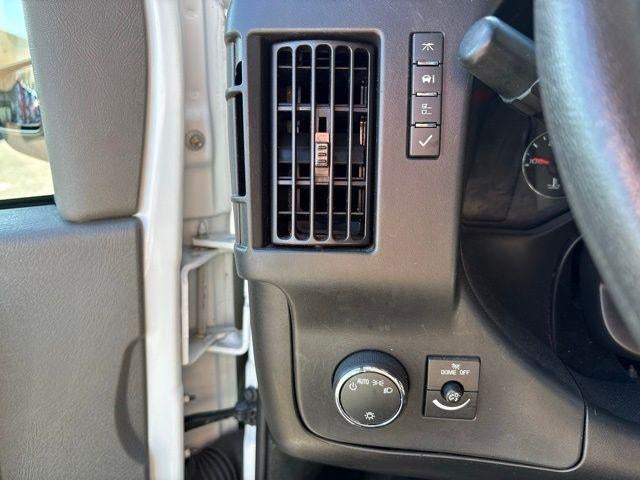 2024 GMC Savana Cargo 2500 Base