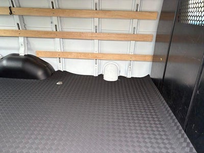 2024 GMC Savana Cargo 2500 Base