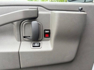 2024 GMC Savana Cargo 2500 Base