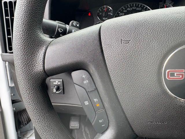 2024 GMC Savana Cargo 2500 Base
