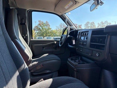 2025 GMC Savana Cargo Base