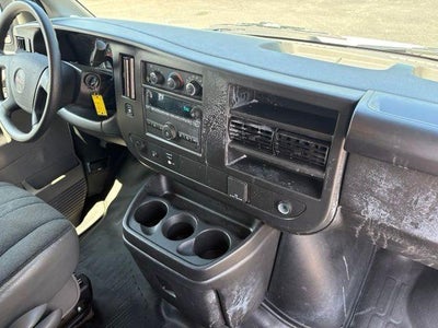 2025 GMC Savana Cargo Base